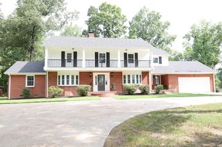 1701 Barnhill Rd, Paragould, AR 72450