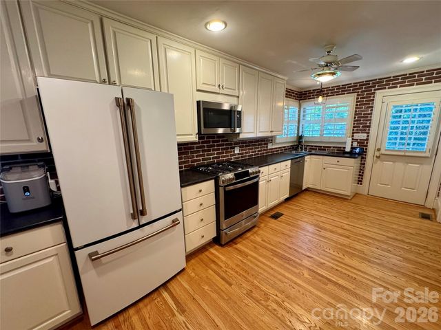 135 Eastover Drive SE, Concord, NC 28025