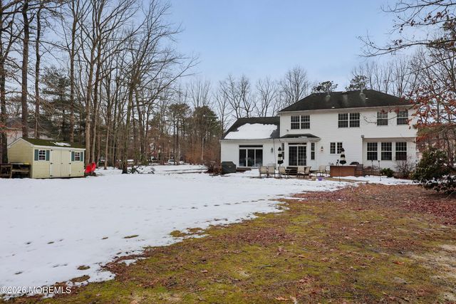 9 Amanda Lane, Howell, NJ 07731