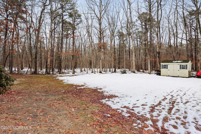 9 Amanda Lane, Howell, NJ 07731