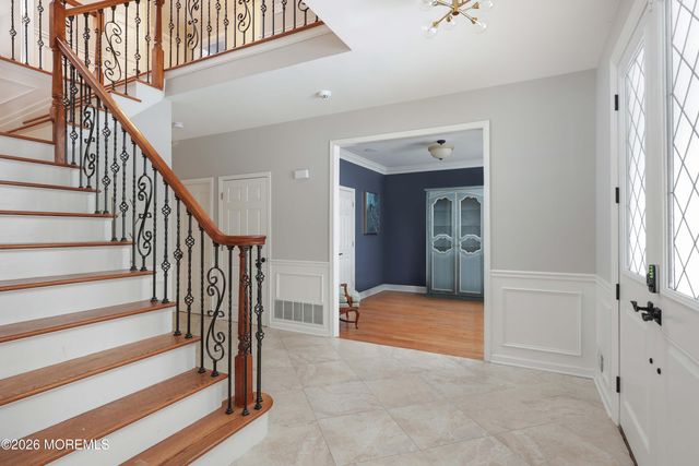 9 Amanda Lane, Howell, NJ 07731