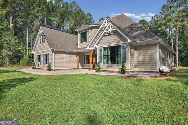 242 Roberts Pond Road, Senoia, GA 30276