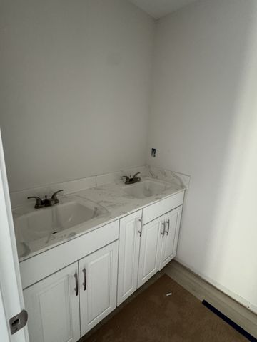 2619 Scott Dr, Clarksville, TN 37042