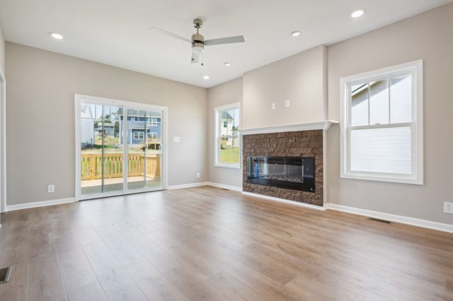 2619 Scott Dr, Clarksville, TN 37042