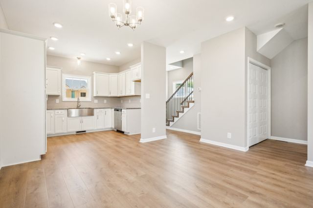 2619 Scott Dr, Clarksville, TN 37042