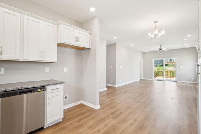 2619 Scott Dr, Clarksville, TN 37042