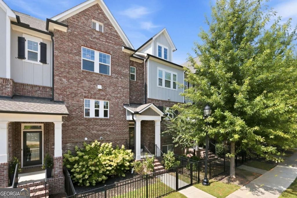 2756 Bell Drive SE, Smyrna, GA 30080