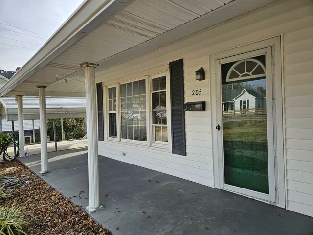 205 Fite Ave, W, Carthage, TN 37030