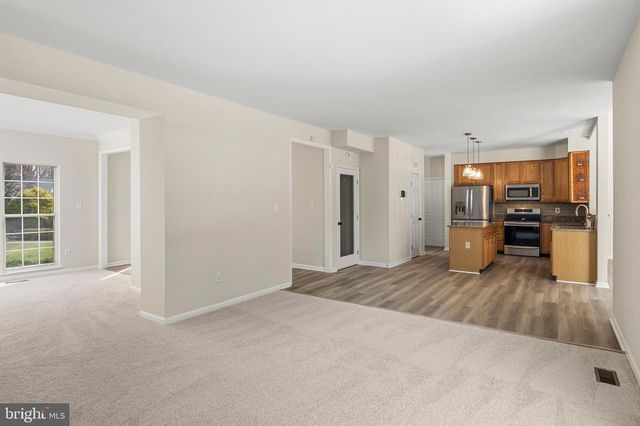 13416 FAIRLAND PARK DR, Silver Spring, MD 20904