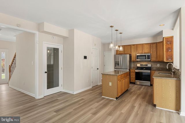 13416 FAIRLAND PARK DR, Silver Spring, MD 20904