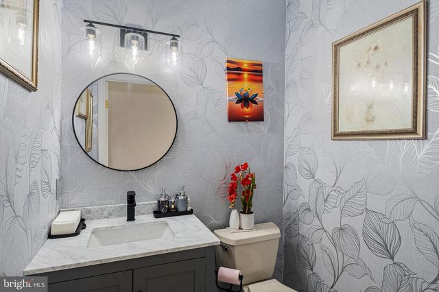 13416 FAIRLAND PARK DR, Silver Spring, MD 20904