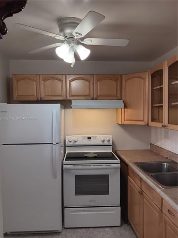 132 Andover F 132, West Palm Beach, FL 33417