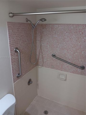132 Andover F 132, West Palm Beach, FL 33417
