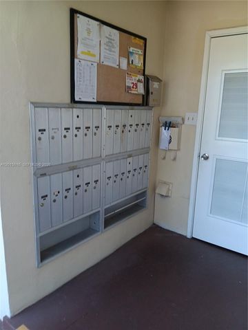 132 Andover F 132, West Palm Beach, FL 33417