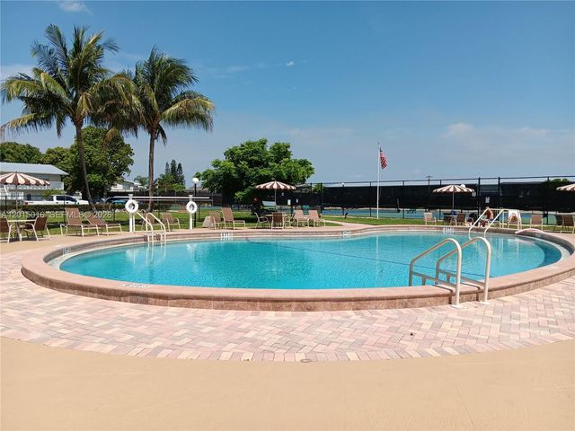 132 Andover F 132, West Palm Beach, FL 33417