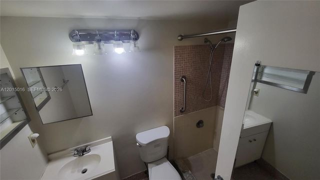 132 Andover F 132, West Palm Beach, FL 33417