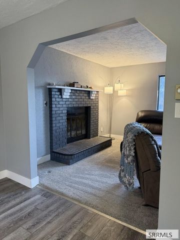1565 Parkwood Circle, Idaho Falls, ID 83401