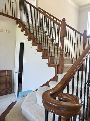 1908 Laurel Oak Court, Arlington, TX 76001