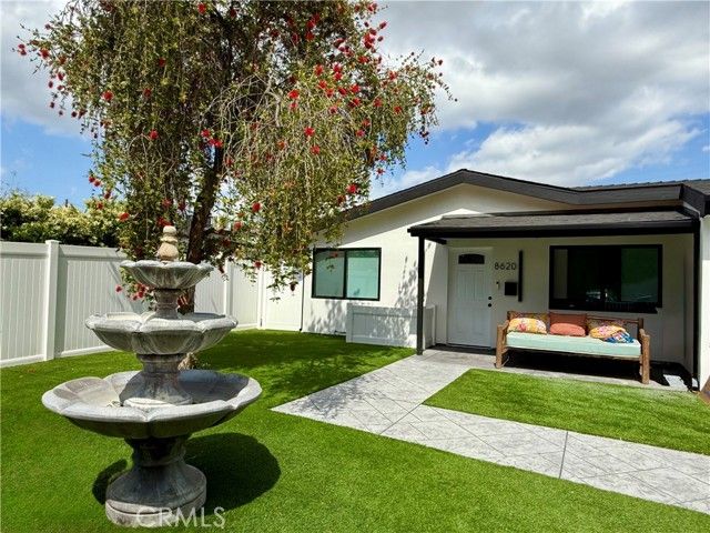 8620 Lubao Avenue, Winnetka (los Angeles), CA 91306