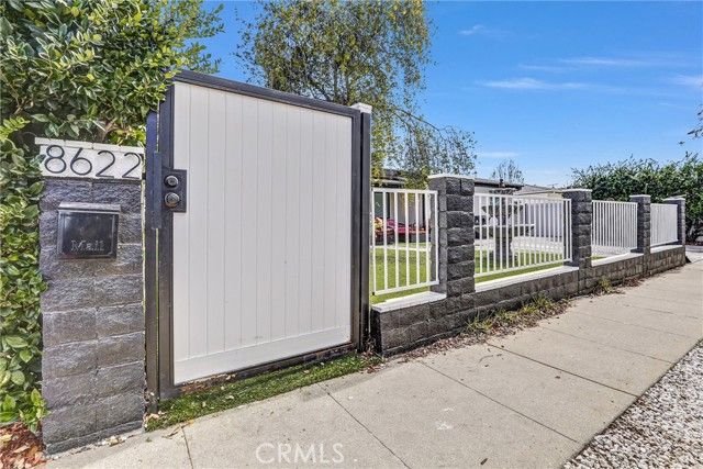 8620 Lubao Avenue, Winnetka (los Angeles), CA 91306