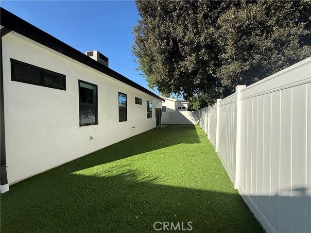 8620 Lubao Avenue, Winnetka (los Angeles), CA 91306