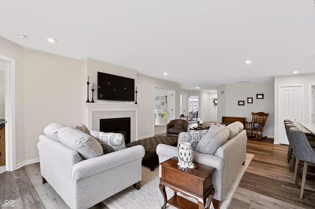 19479 Northwest Drive, Westfield, IN 46074