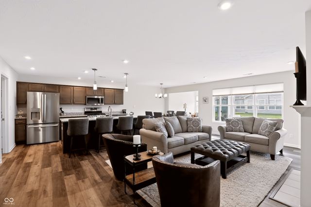 19479 Northwest Drive, Westfield, IN 46074
