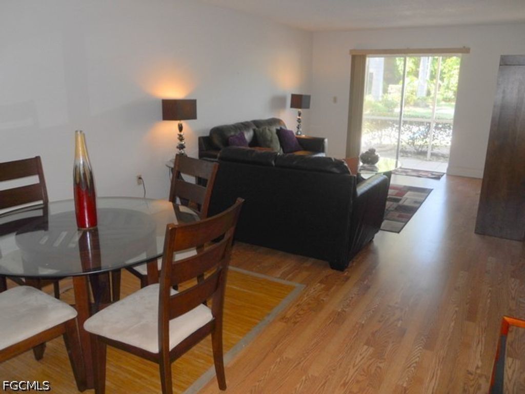 1849 Maravilla AVE D4, Fort Myers, FL 33901