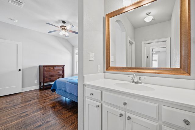 649 Prairie Avenue, Aledo, TX 76008