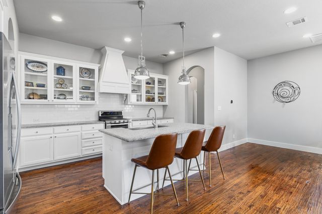 649 Prairie Avenue, Aledo, TX 76008