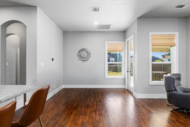 649 Prairie Avenue, Aledo, TX 76008