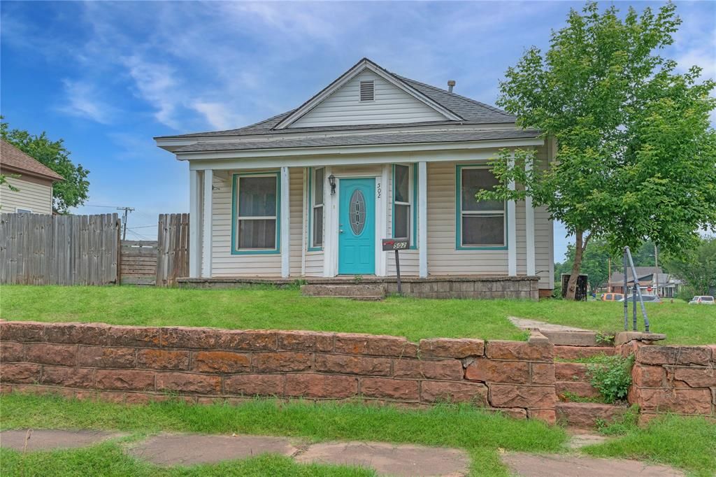 502 S 7th Street, Chickasha, OK 73018