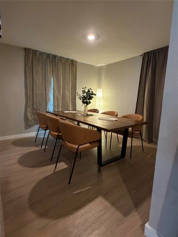 1406 Mentor, Dallas, TX 75216