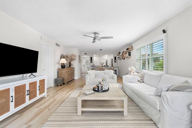 2809 Florida Boulevard 310, Delray Beach, FL 33483