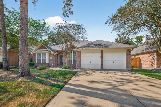 3310 E Overdale Drive, Pearland, TX 77584
