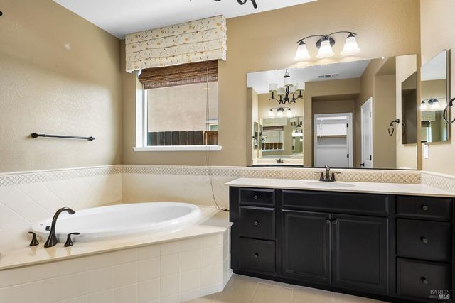 2363 Hancock Dr, Fairfield, CA 94533