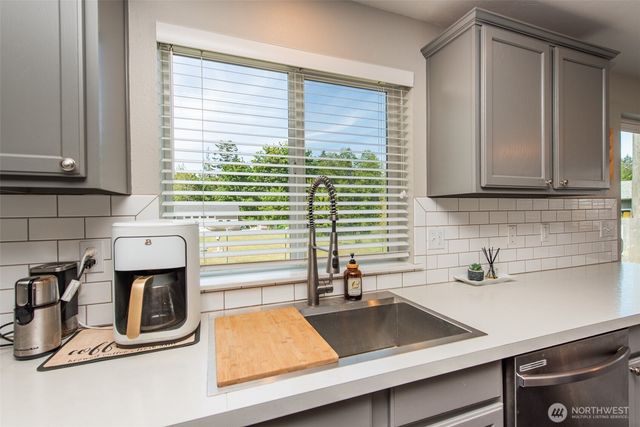 4219 S Cedar Mill Road, Port Angeles, WA 98362