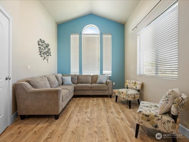 1105 E Olympia Street E, Othello, WA 99344