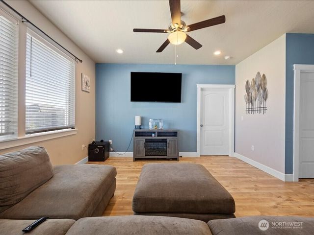 1105 E Olympia Street E, Othello, WA 99344