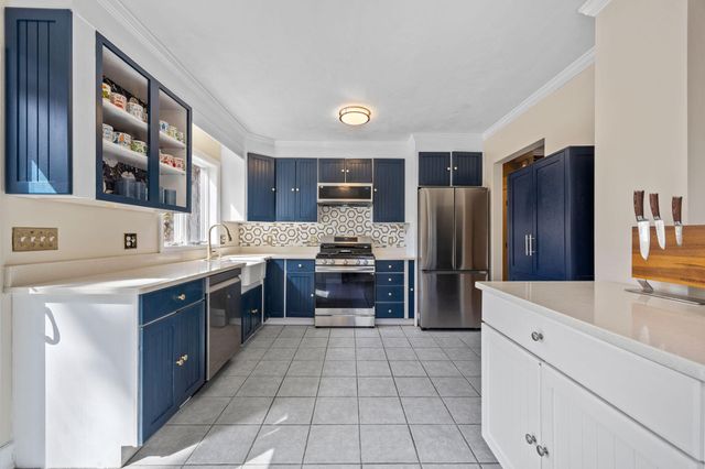 32 Everett Road, Buzzards Bay, MA 02532