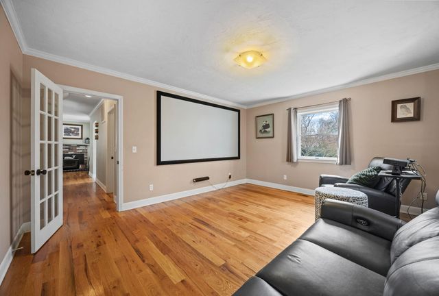 32 Everett Road, Buzzards Bay, MA 02532