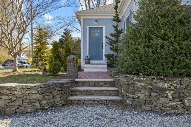32 Everett Road, Buzzards Bay, MA 02532