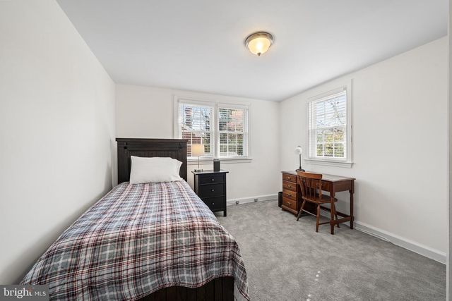 137 BARCLADEN RD, Bryn Mawr, PA 19010