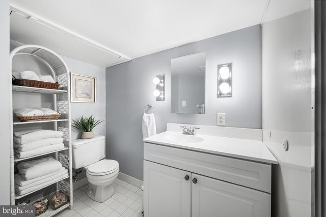 137 BARCLADEN RD, Bryn Mawr, PA 19010