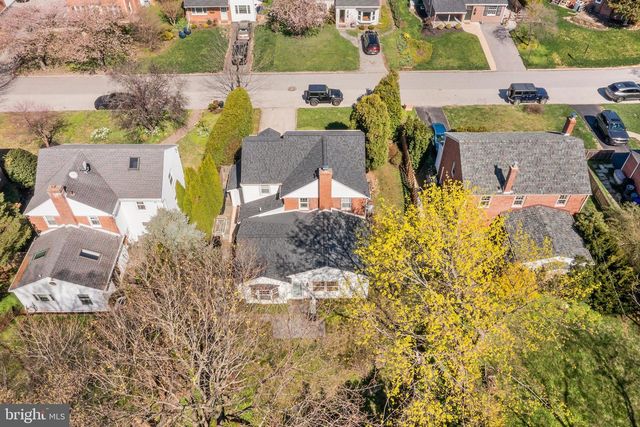137 BARCLADEN RD, Bryn Mawr, PA 19010