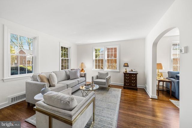 137 BARCLADEN RD, Bryn Mawr, PA 19010