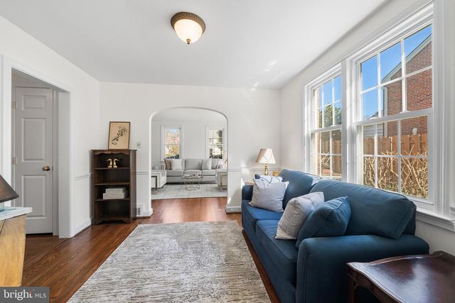 137 BARCLADEN RD, Bryn Mawr, PA 19010