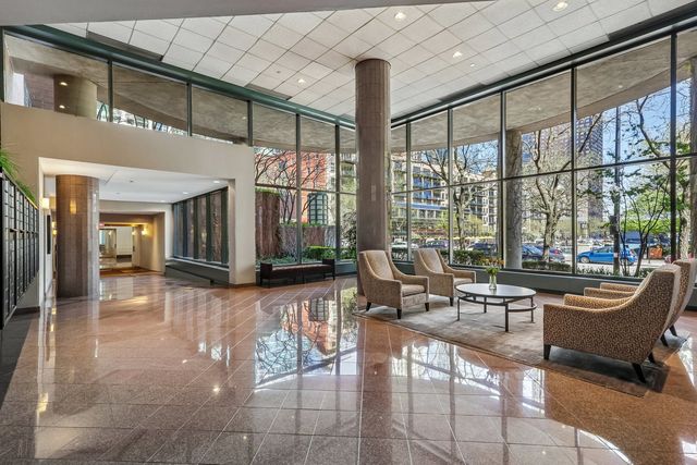 440 N McClurg Court 607, Chicago, IL 60611
