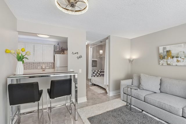440 N McClurg Court 607, Chicago, IL 60611
