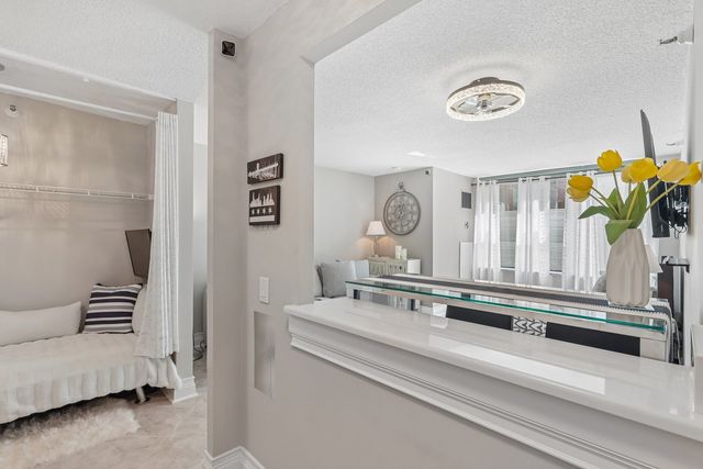 440 N McClurg Court 607, Chicago, IL 60611